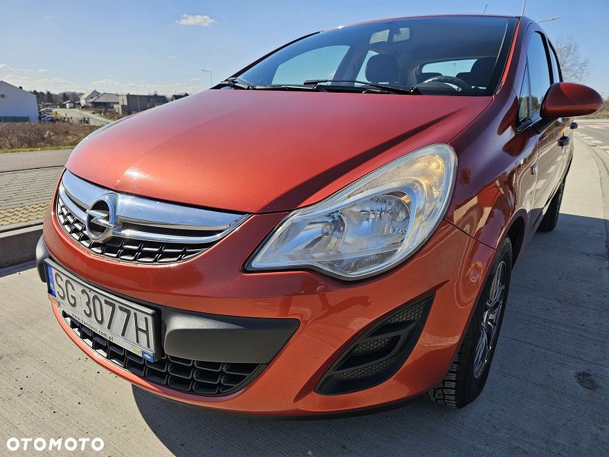 Opel Corsa 1.2 16V Essentia - 9