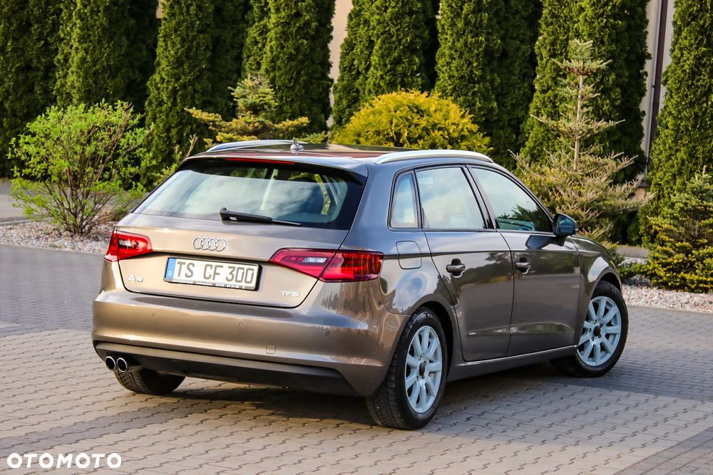 Audi A3 Sportback 1.4 TFSI Attraction - 6