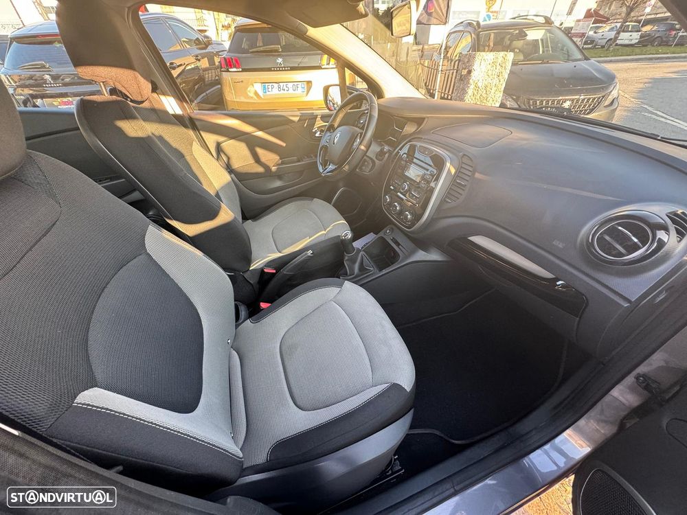 Renault Captur (ENERGY) TCe 90 LIFE - 12