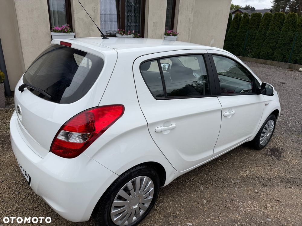 Hyundai i20 1.2 Edition Plus - 1