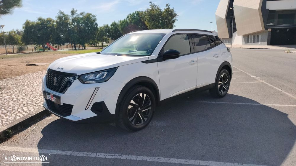 Peugeot 2008 1.2 PureTech Allure Pack EAT8 - 5