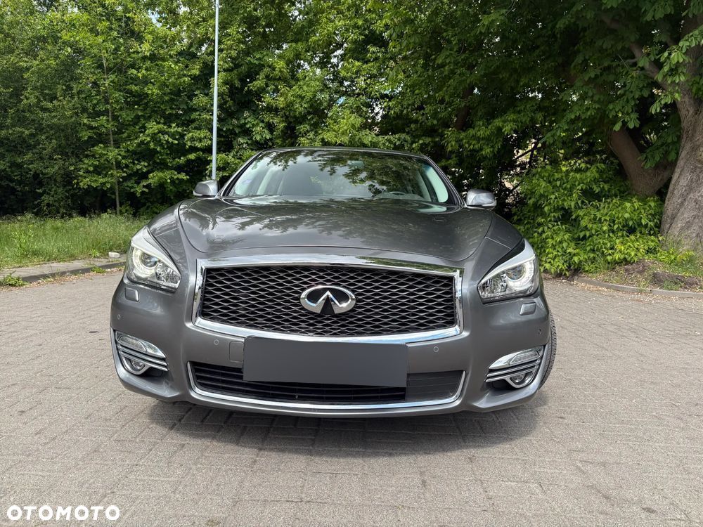 Infiniti Q70 GT Premium - 2