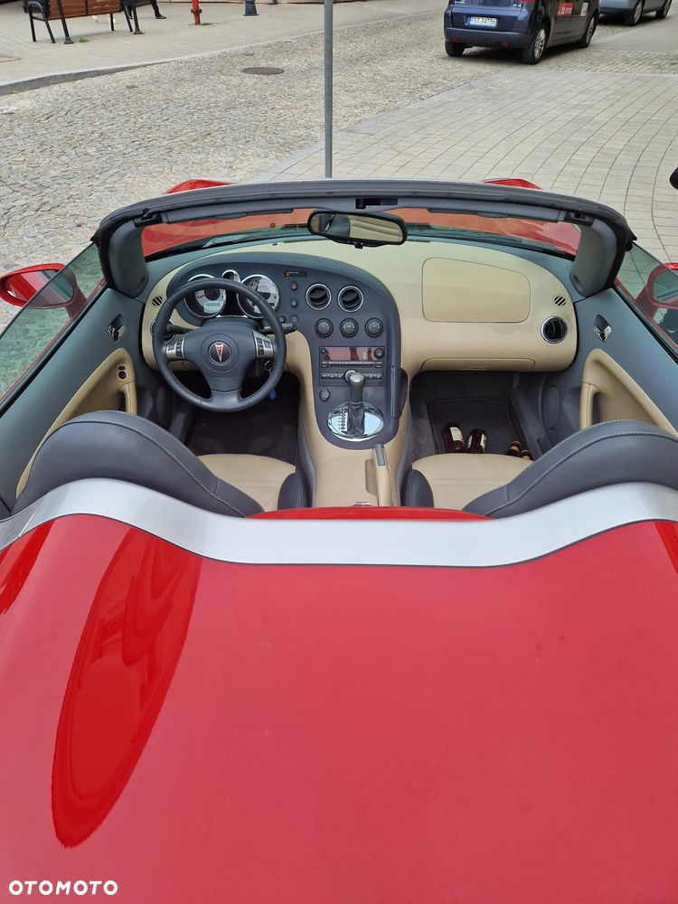Pontiac Solstice - 6