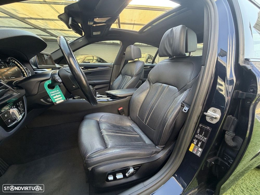 BMW 530 e iPerformance Line Luxury - 26