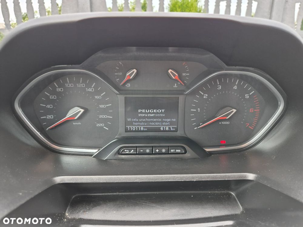 Peugeot Rifter 1.5 BlueHDI Allure S&S - 14