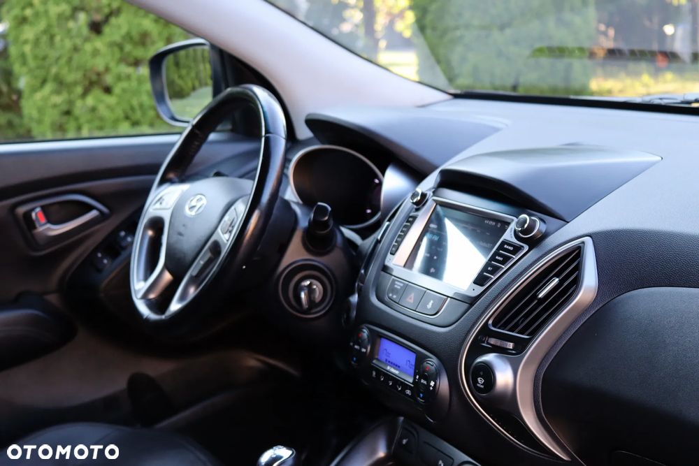 Hyundai ix35 blue 1.6 2WD Finale Gold - 18
