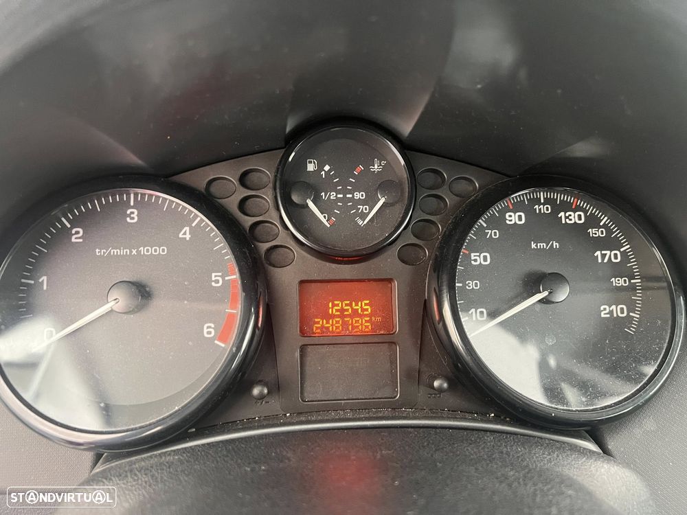 Peugeot 207 70 HDi FAP Filou - 8
