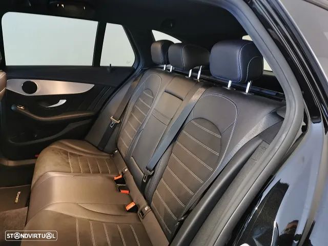 Mercedes-Benz C 300 de AMG Line - 16
