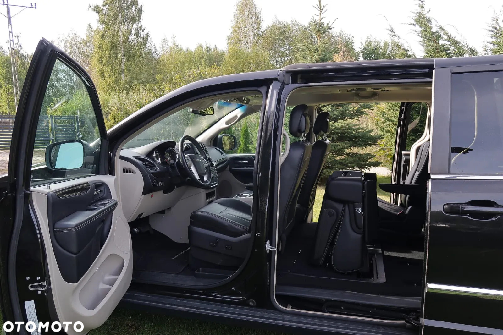 Chrysler Town & Country 3.6 Touring - 8