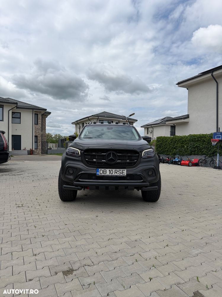 Mercedes-Benz X - 13