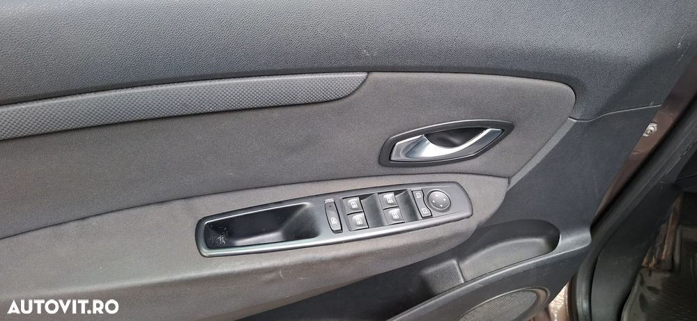 Renault Scenic 1.5dCi Expression - 8