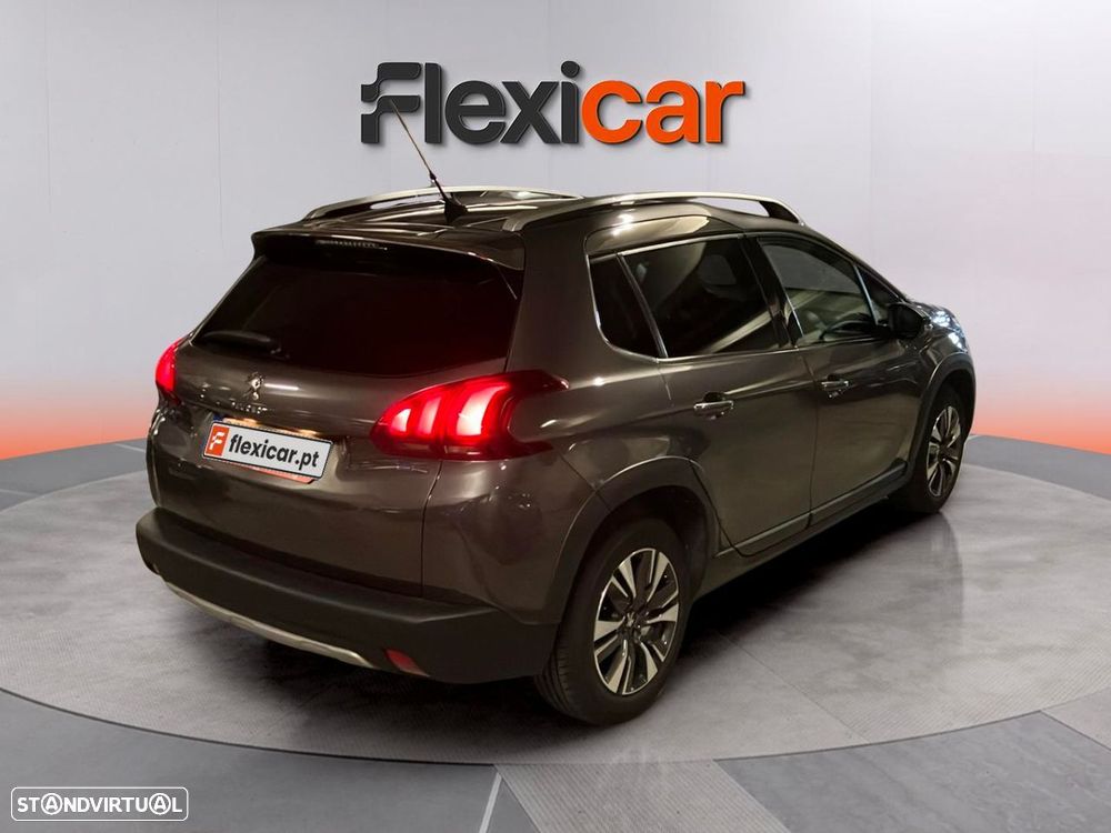 Peugeot 2008 - 4