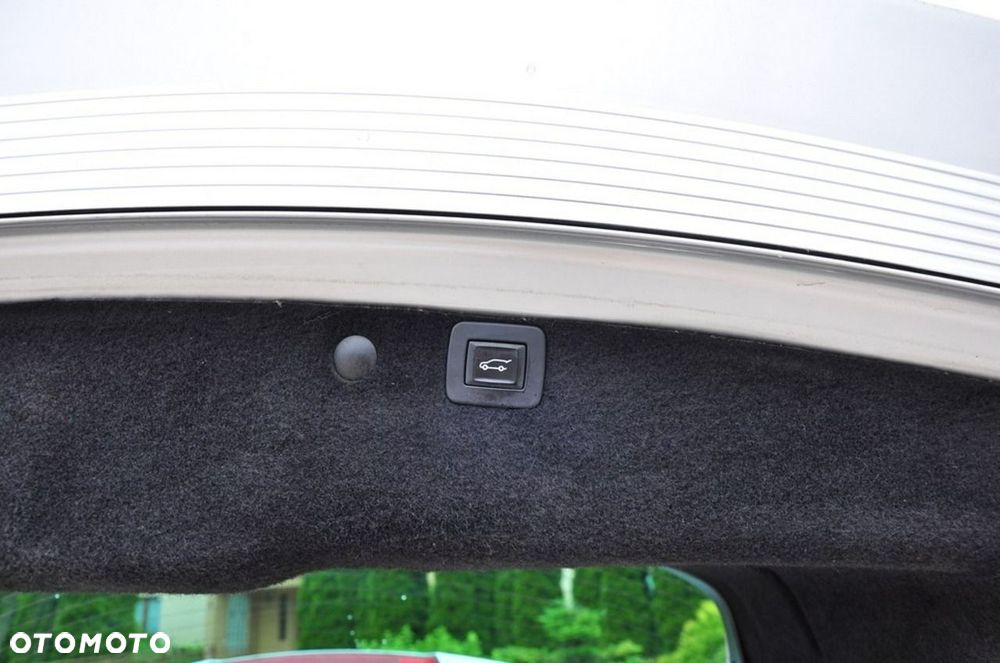 Opel Insignia - 23
