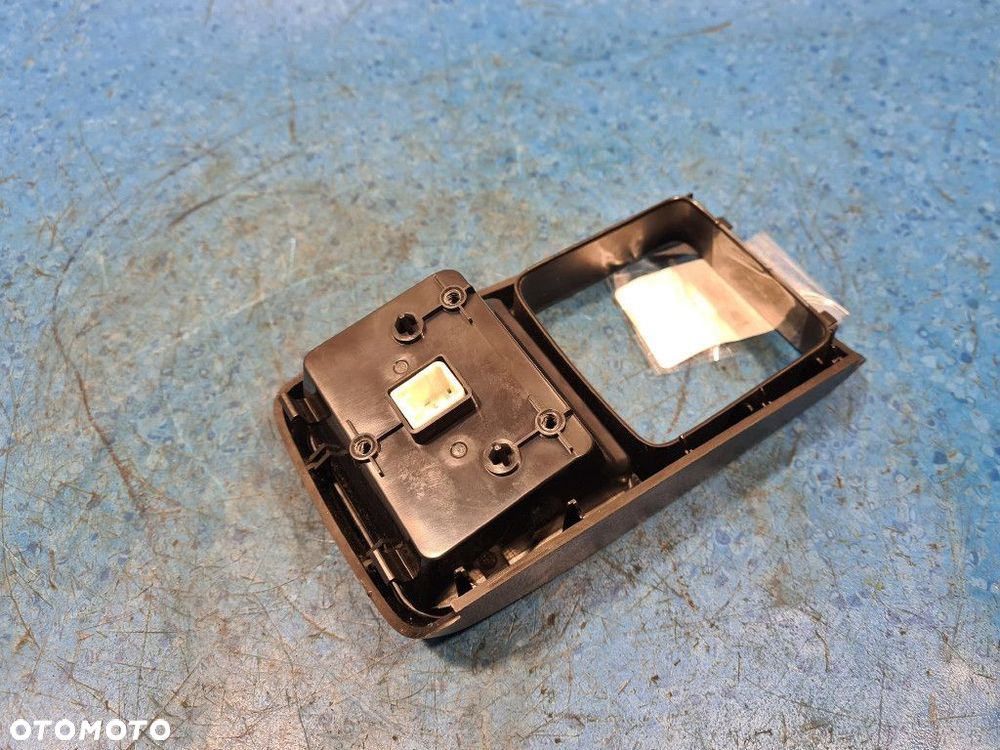TOYOTA AVENSIS T25 LIFT PANEL NAWIGACJI 86820-20050 - 8