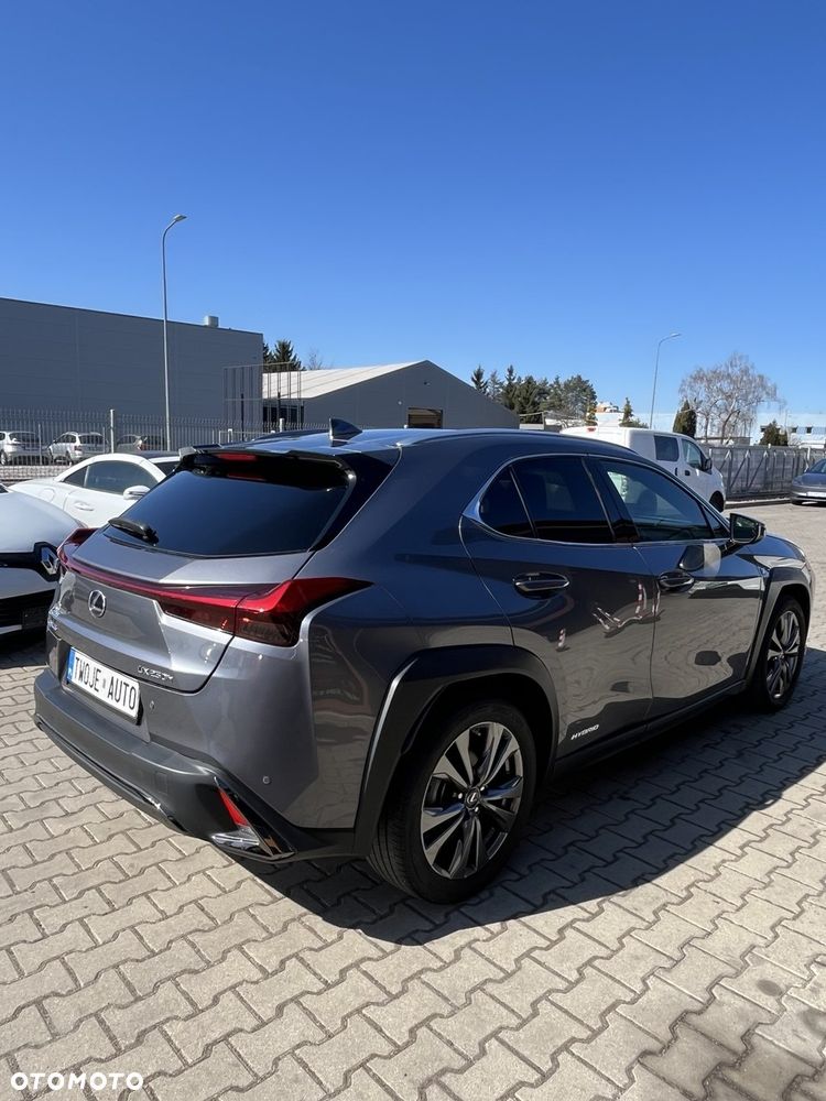 Lexus UX 250h F SPORT - 5
