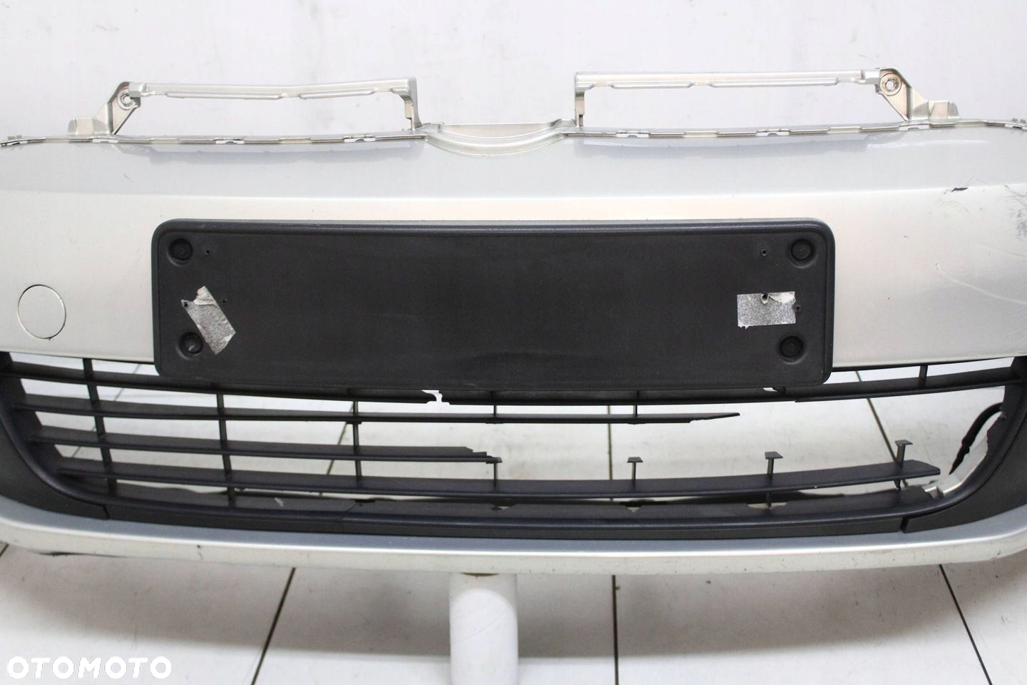 VW GOLF VI 6 KOMBI 2009R- ZDERZAK PRZÓD PRZEDNI XENON LR7L - KOD LAKIERU - 3