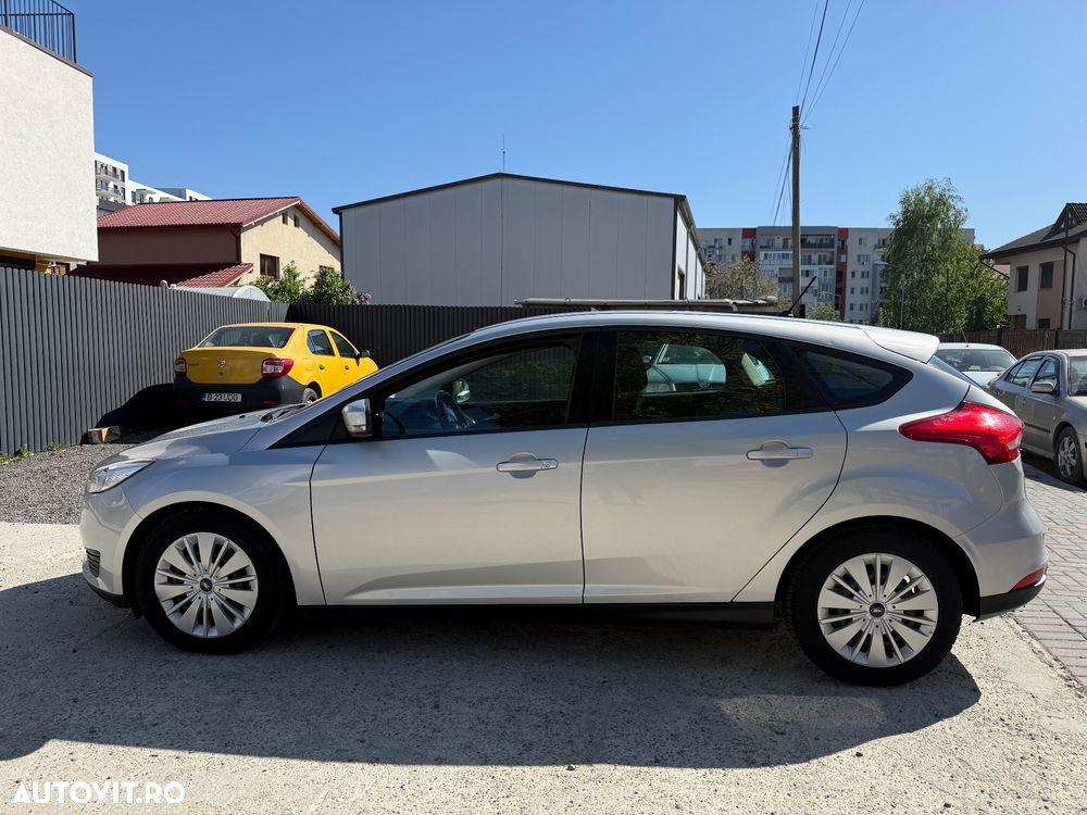 Ford Focus 1.0 EcoBoost Trend - 5