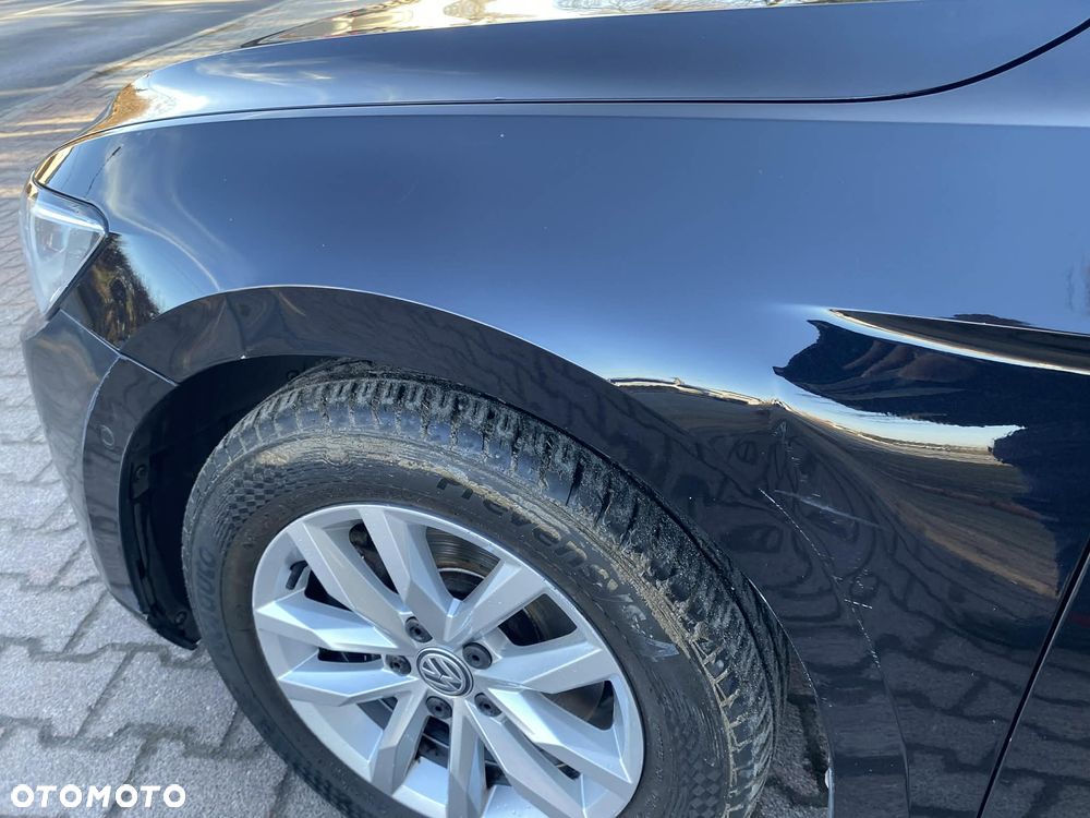 Volkswagen Passat - 28