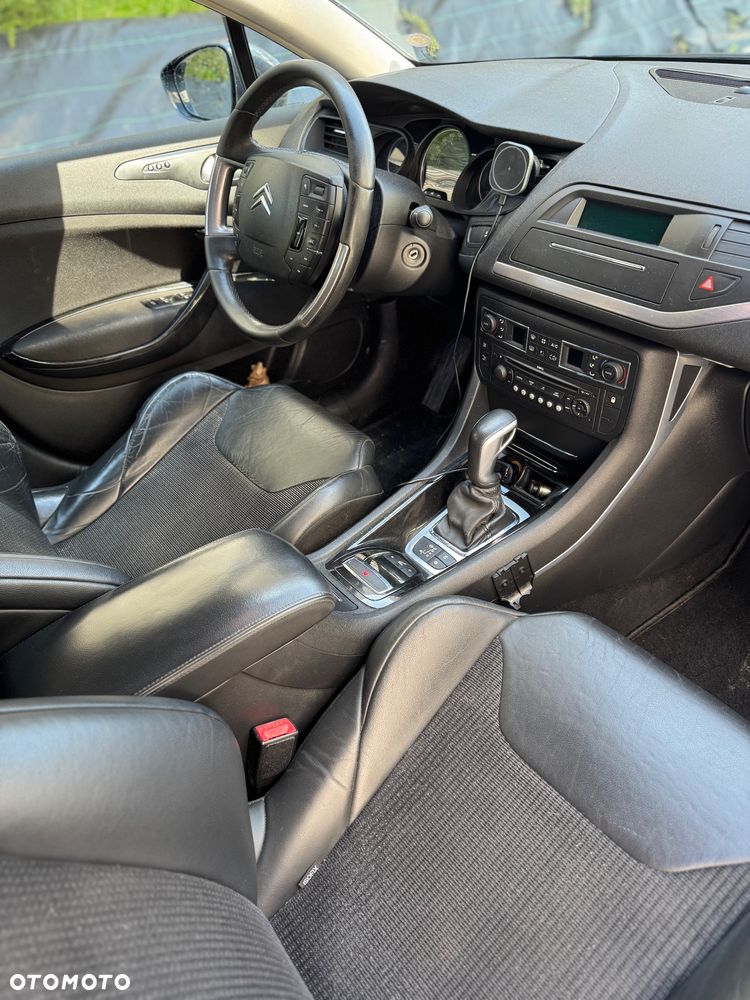 Citroën C5 2.7 HDi V6 Exclusive - 4