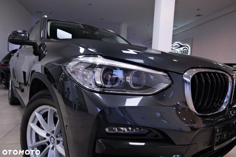 BMW X3 xDrive30e Luxury Line - 5