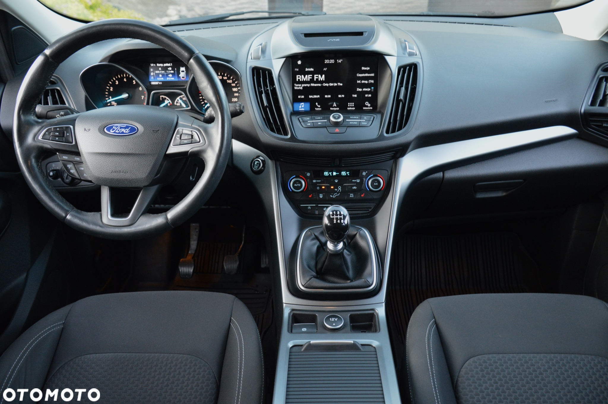 Ford Kuga 1.5 EcoBoost 2x4 Black & Silver - 20