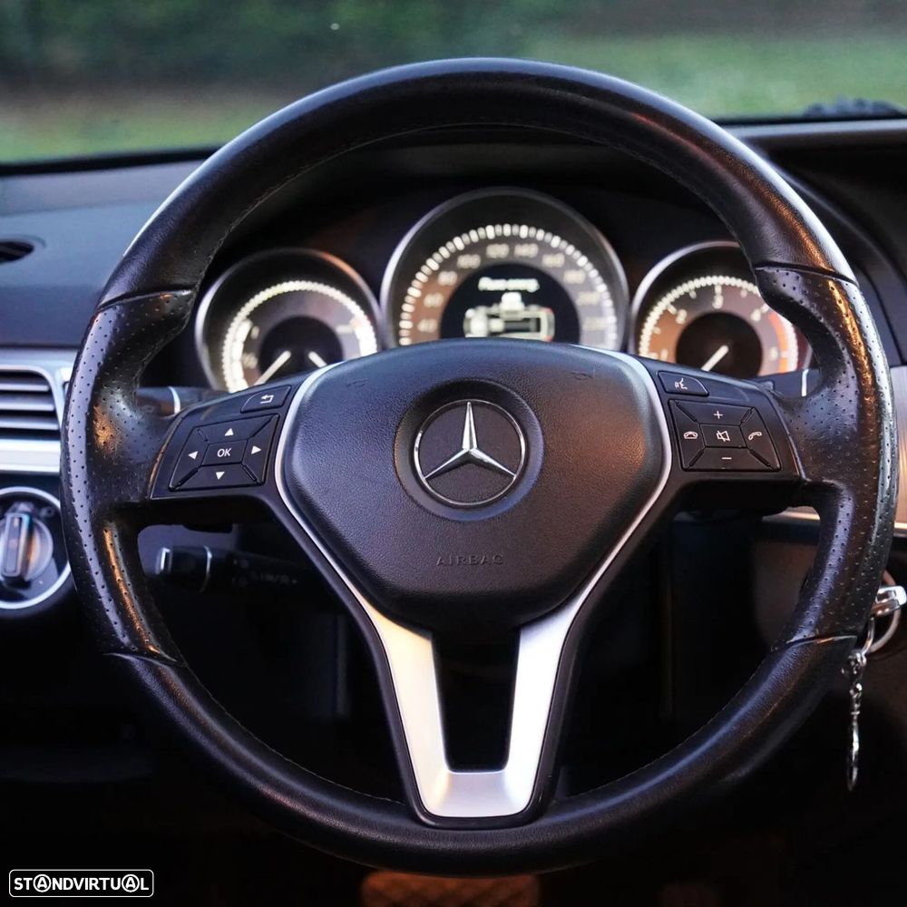 Mercedes-Benz E 300 Bluetec Hybrid Avantgarde - 15