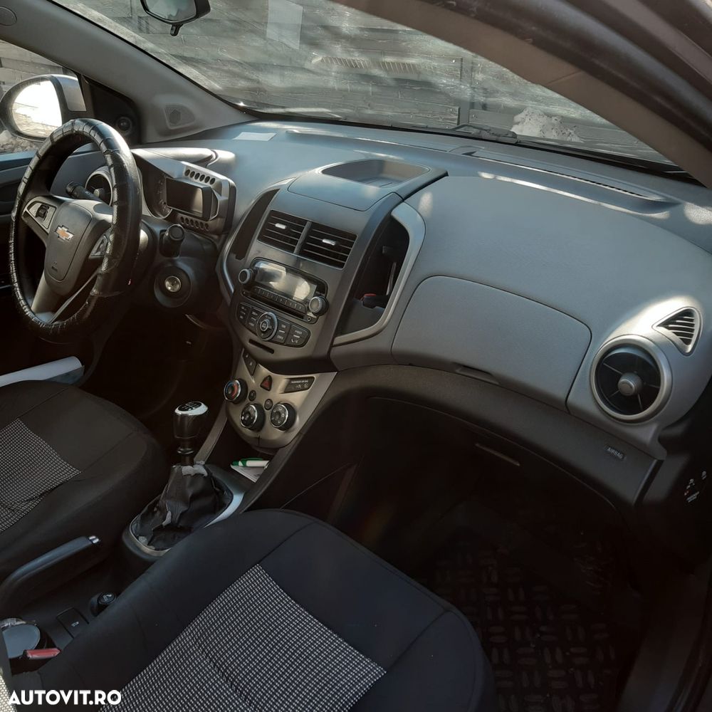 Chevrolet Aveo 1.4 LT 53 - 7