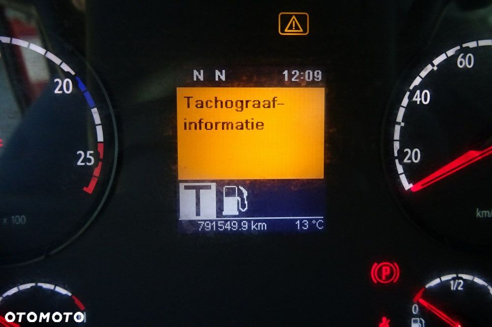 Scania P250 Euro 6 sypialna, firanka 18pal, winda, sprowadzony - 36