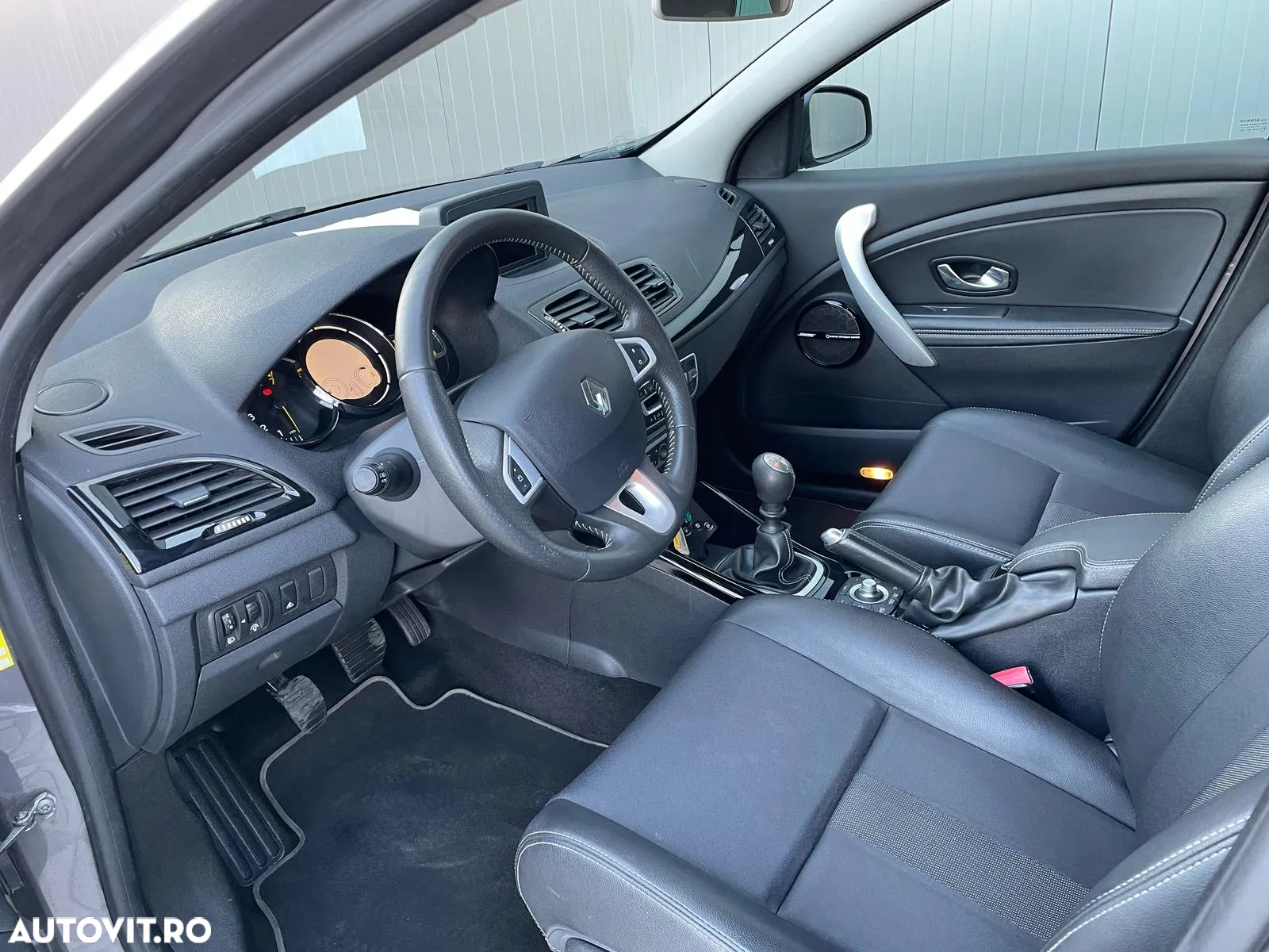 Renault Megane TCe 130 Bose Edition - 13