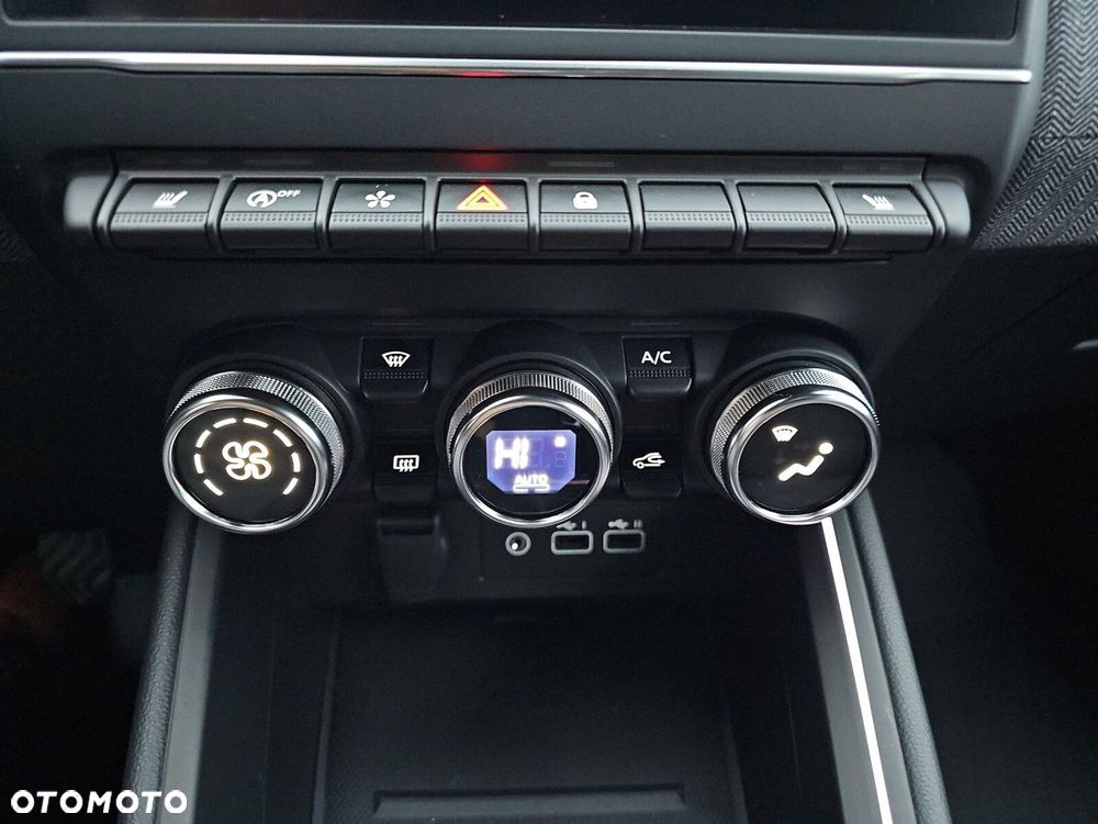 Renault Clio 1.0 TCe Techno - 23