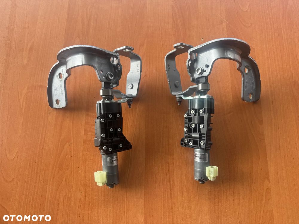 ZAWIASY SIŁOWNIK KLAPY ELEKTRYCZNEJ AUDI A4 B9 8W0827851D 8W0827852D - 1