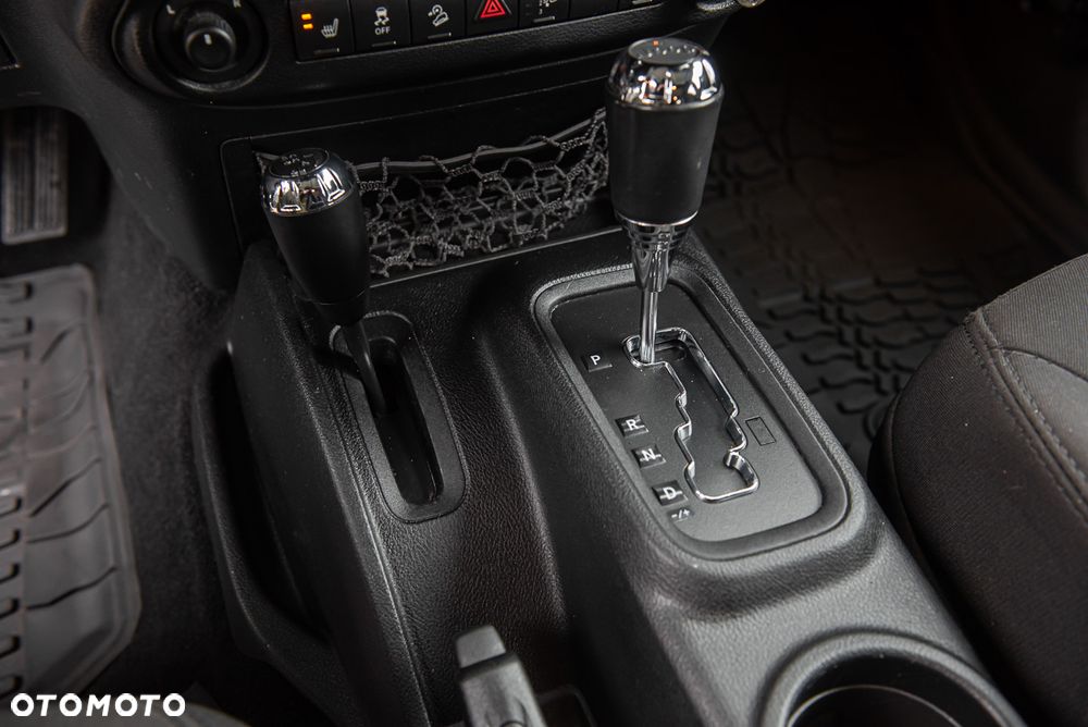 Jeep Wrangler - 20