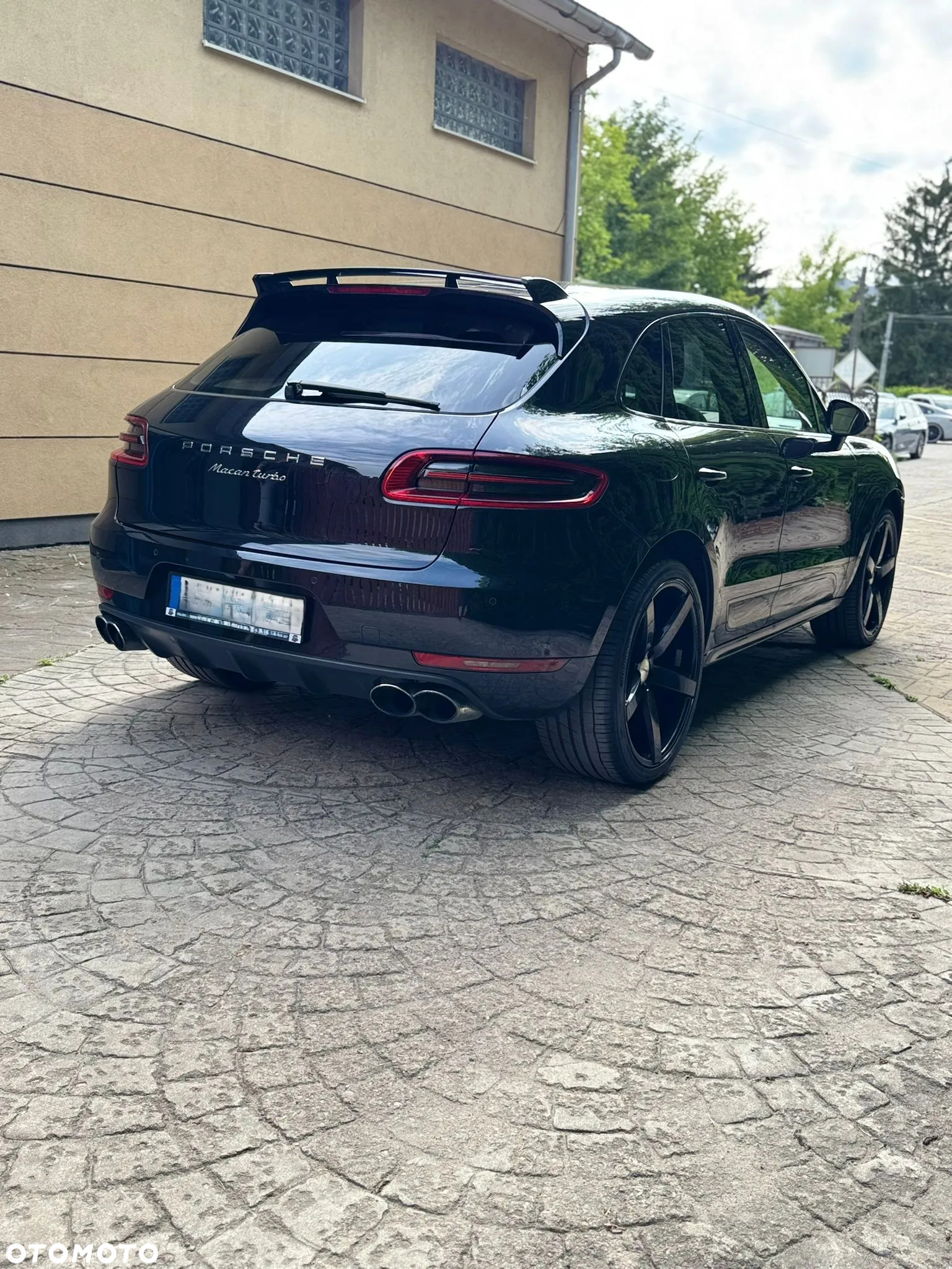 Porsche Macan Turbo - 4