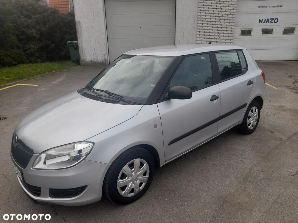 Skoda Fabia 1.2 HTP Elegance - 4