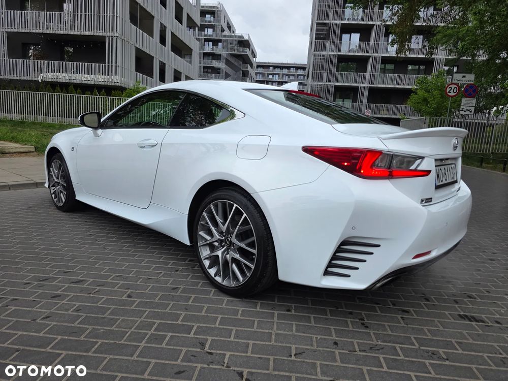 Lexus RC - 25