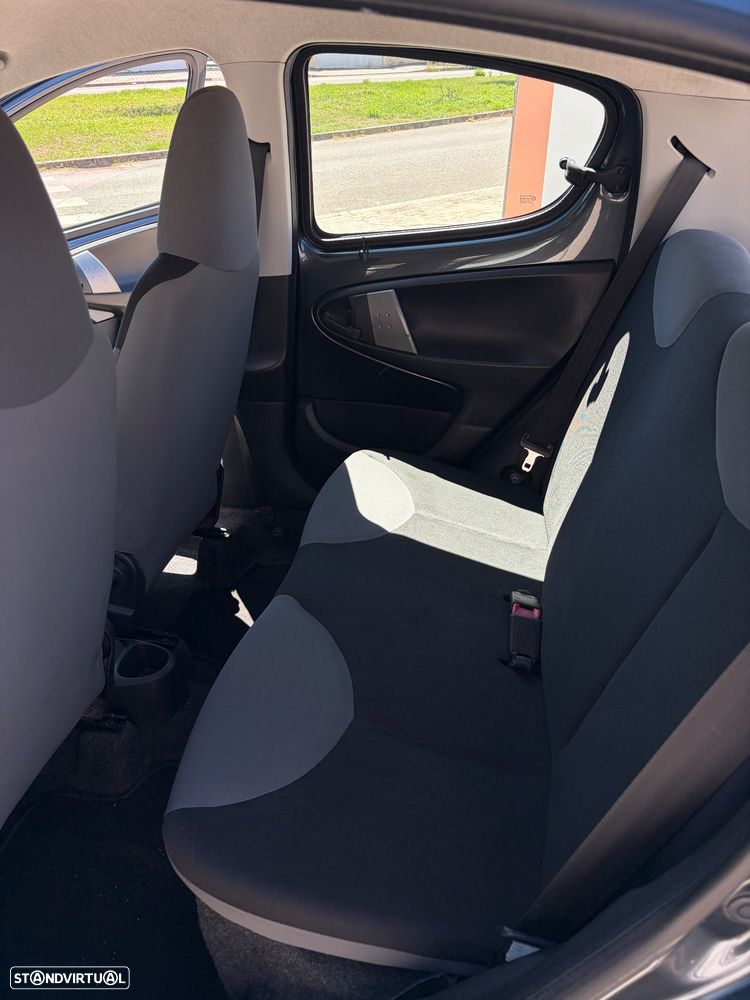 Peugeot 107 1.0 Access - 6