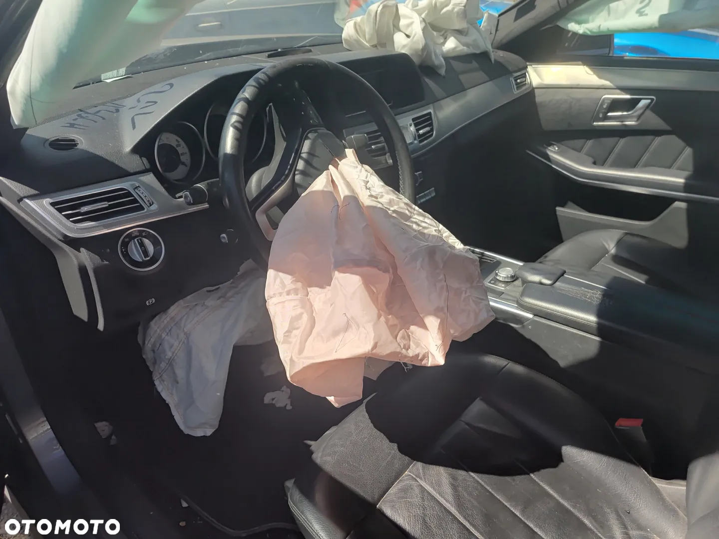 Mercedes-Benz Klasa E 200 BlueTEC 7G-TRONIC Avantgarde - 23