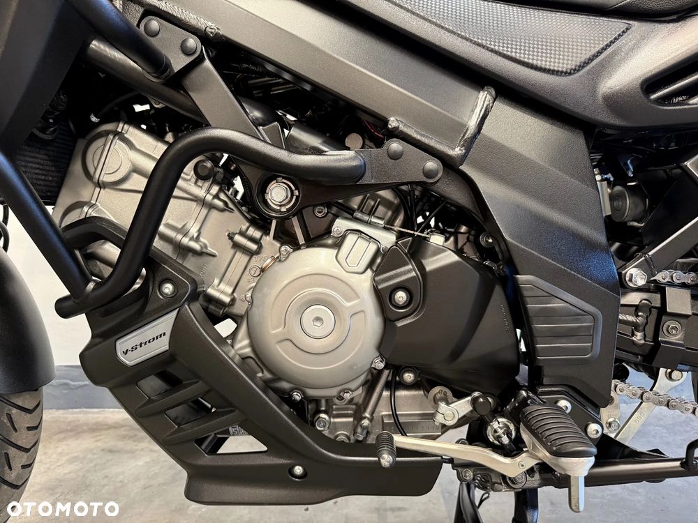 Suzuki V-STROM - 20