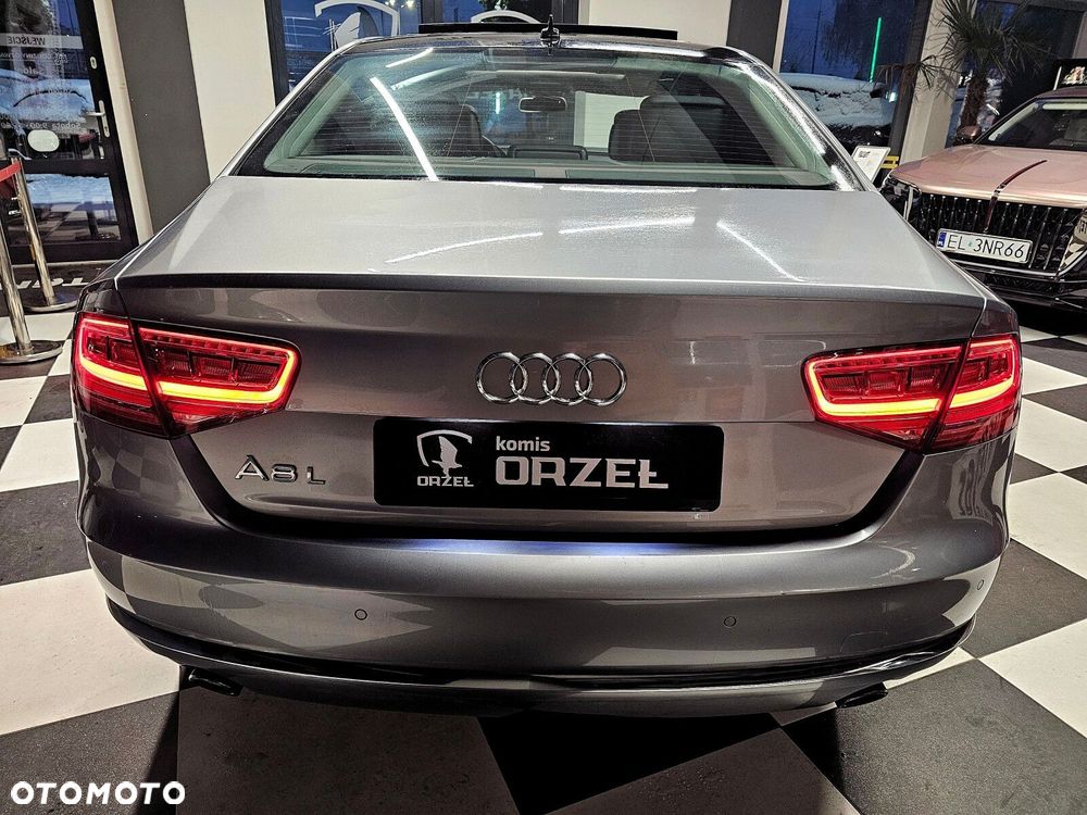 Audi A8 - 5