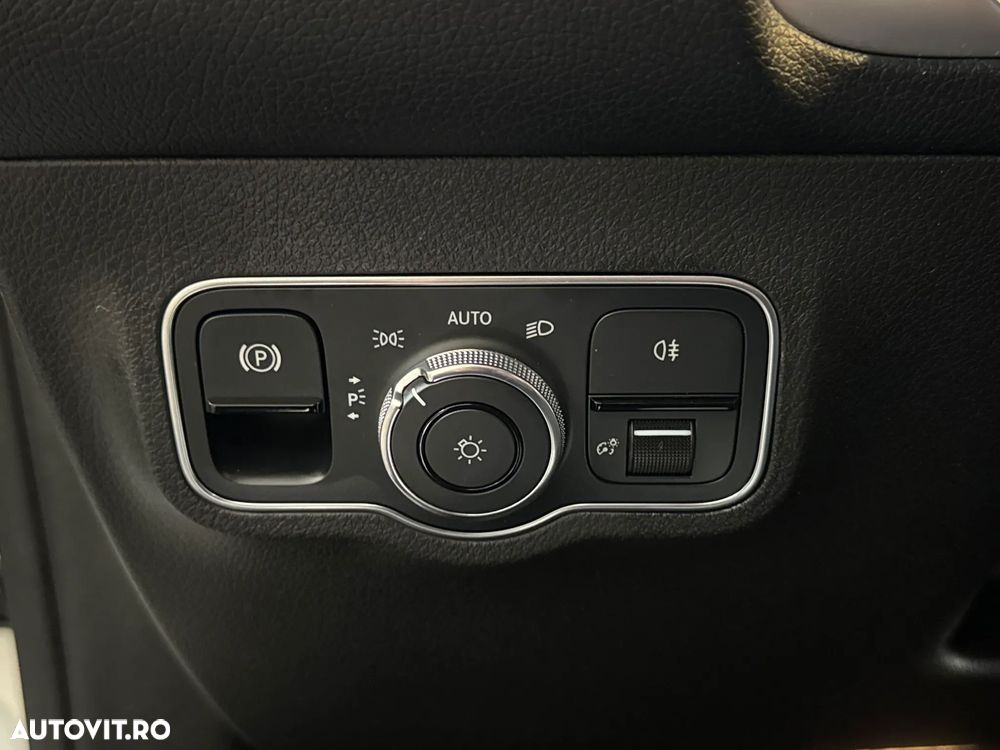 Mercedes-Benz GLB 220 d 4MATIC 8G-DCT AMG Line - 15