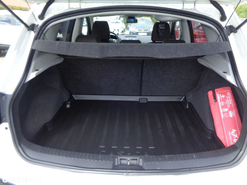 Nissan Qashqai 1.6 Visia CVT - 16