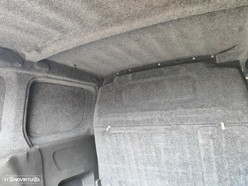 Citroën Berlingo 3 lug Automática 130 CV full extras - 23