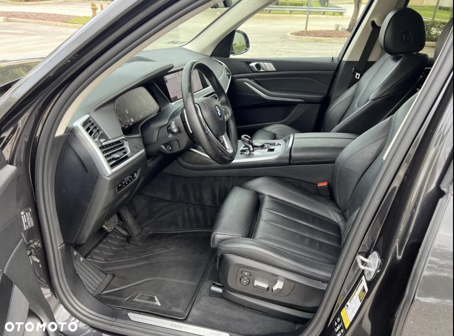 BMW X7 xDrive40i sport - 16