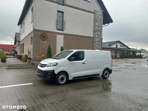 Opel VIVARO C -- BLUECDTI -120 KM -- DO PRZEWOZU LEKÓW