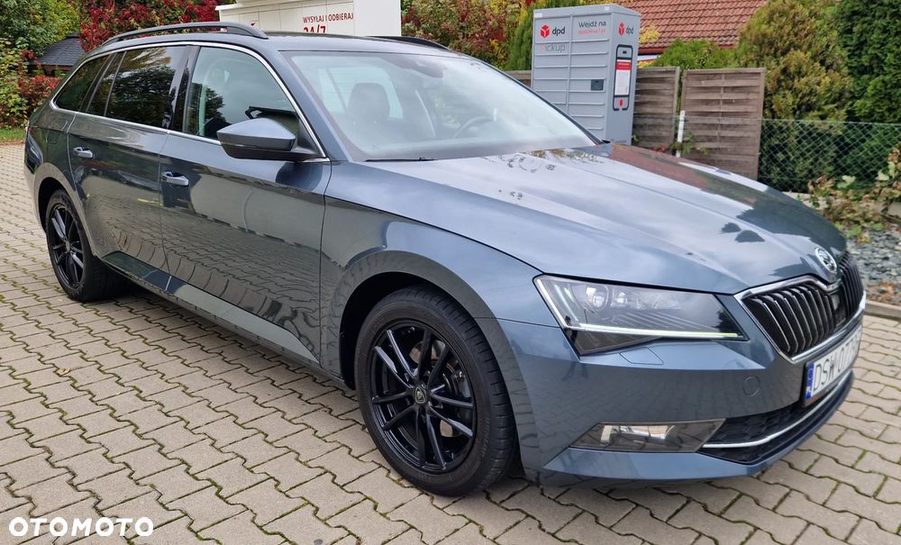 Skoda Superb 2.0 TDI DSG Style - 2