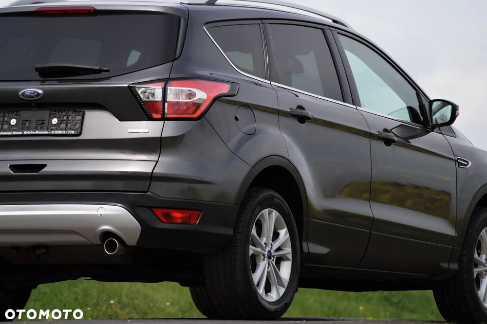 Ford Kuga - 10