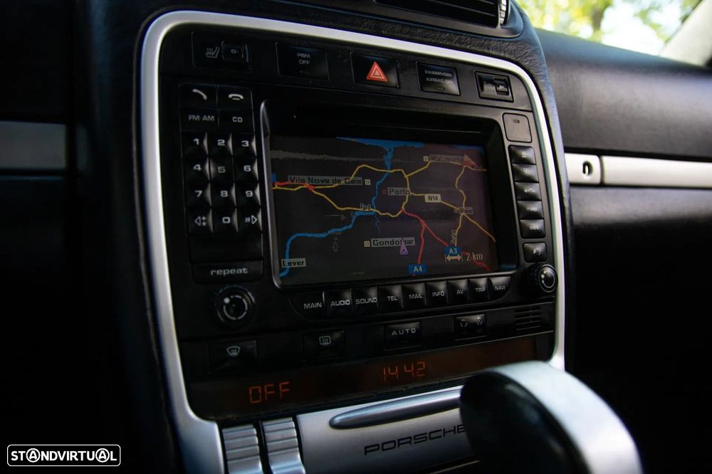 Porsche Cayenne Turbo - 57