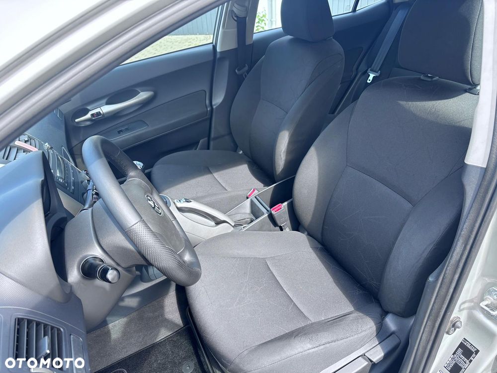 Toyota Auris ver-1-4-vvt--i-team - 11