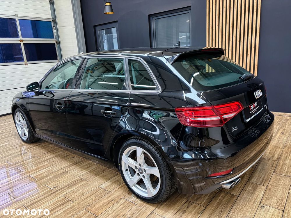 Audi A3 Sportback 2.0 TDI Ambiente - 10