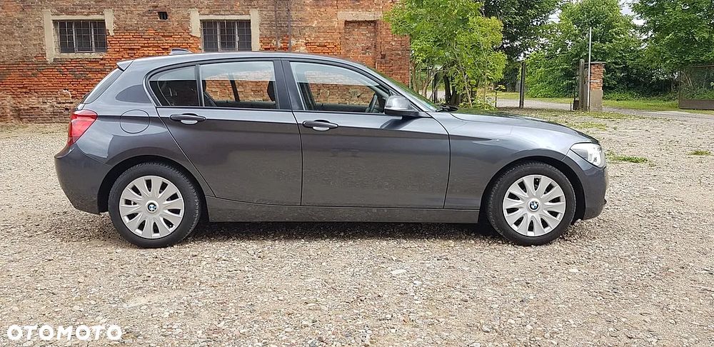 BMW Seria 1 116i - 4